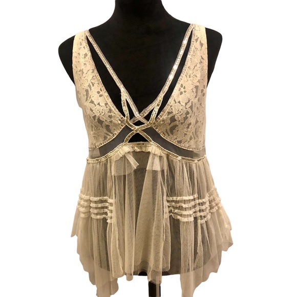 Free People On the Town Tank size small - Picture 2 of 11